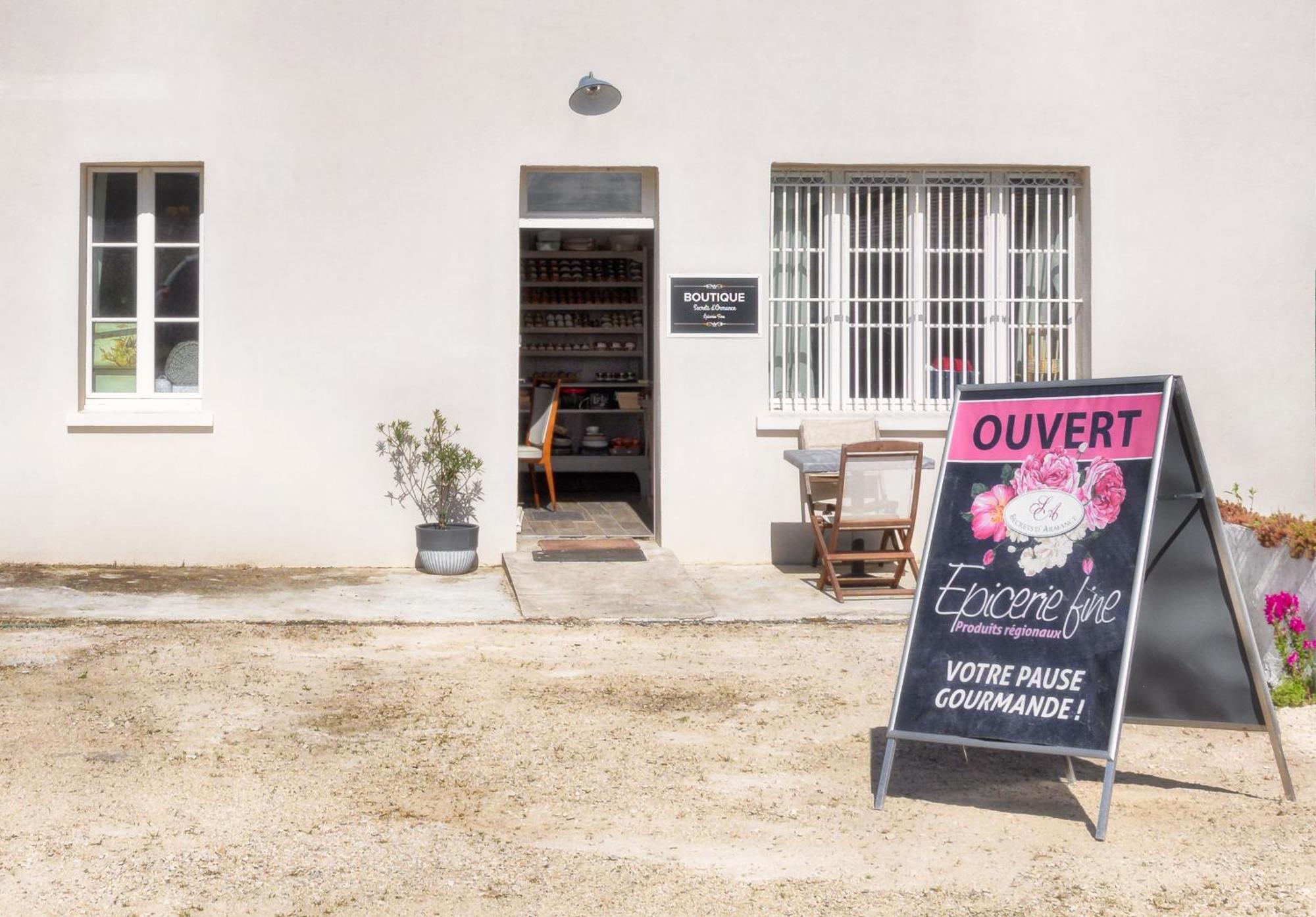 Gite De Charme, Grand Confort Marolles-sous-Lignieres Exterior photo
